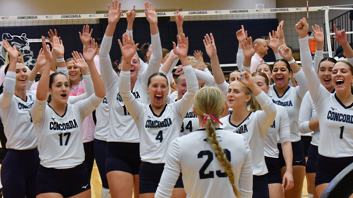 cunebulldogs's tweet photo. 🏐 | @cunevolleyball RECAP: Martin mashes in middle as Bulldogs post fourth straight sweep - https://t.co/0BXmBHcRU9