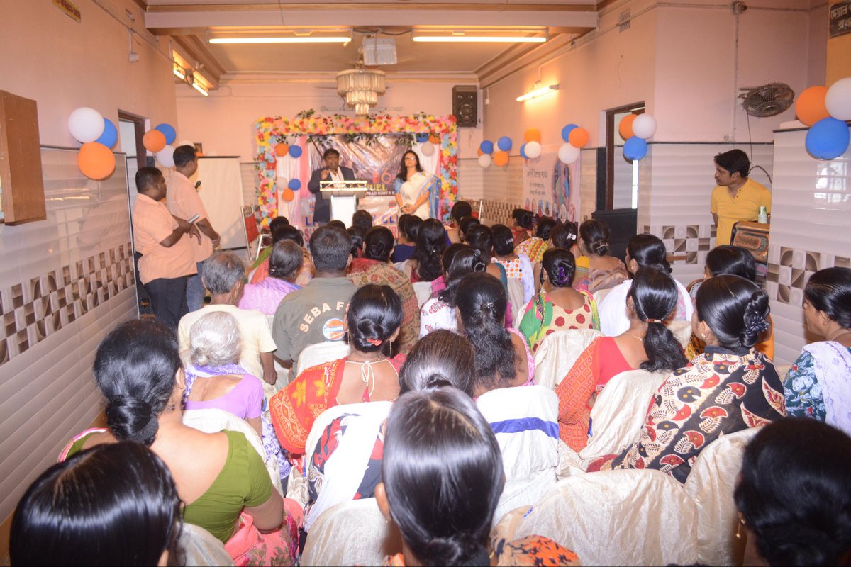 wb_IndianOil's tweet photo. From energy to empathy β Indaneβs 60-year journey is about people first!
On the eve of #IndaneDay, M/s Seba Fuel hosted a blood donation camp along with LPG safety clinic & community celebrations.
@IndianOilcl https://t.co/CGfmsDhVmv