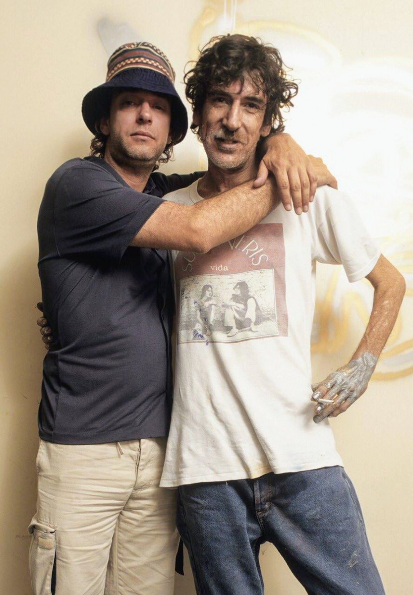 Feliz cumpleaños Charly! 🤍🖤🙌🎹
El 23 de octubre de 1951 nacía el maestro Charly García.

"Con Charly siempre la paso bien. Tenemos una relación muy particular a nivel sensibilidad. Siempre es un placer tocar con él."

Gustavo Cerati