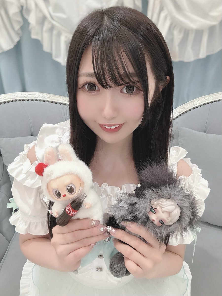 おはようございます☀(もう昼です)
毛布出したら全然起き上がれなくなりました🥹
今日オリシャンご予約締切です🎀✨

気になる方リプかDMでご連絡ください💕