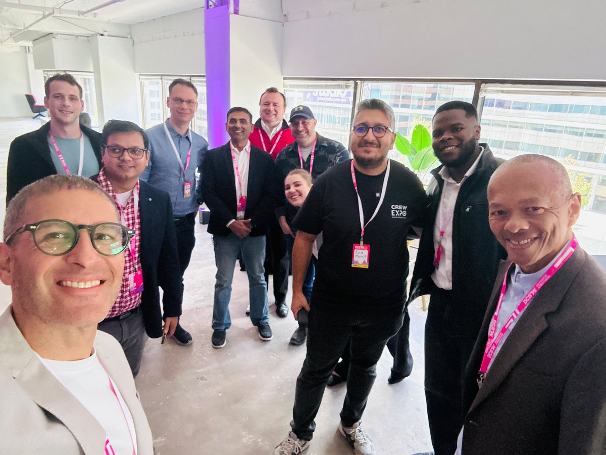 Mowtheceo's tweet photo. Another day carrying @therunwae Pitched at @DCstartupweek twice, met amazing people, founders, angel investors, VCs…what a day https://t.co/KyQK3q8fcY