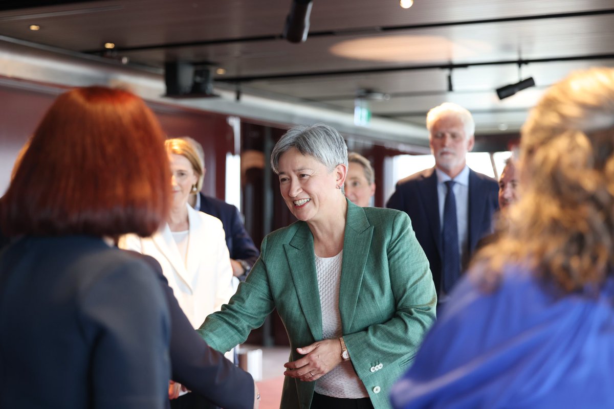 Senator Penny Wong tweet media