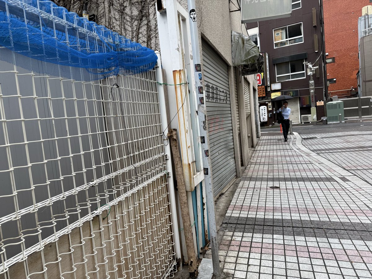 farming_a's tweet photo. 20251020

出張が終わって久々に見に行ったら刈り取られていた✂️

さようならモロコシ🌽 https://t.co/epmiqxfgug
