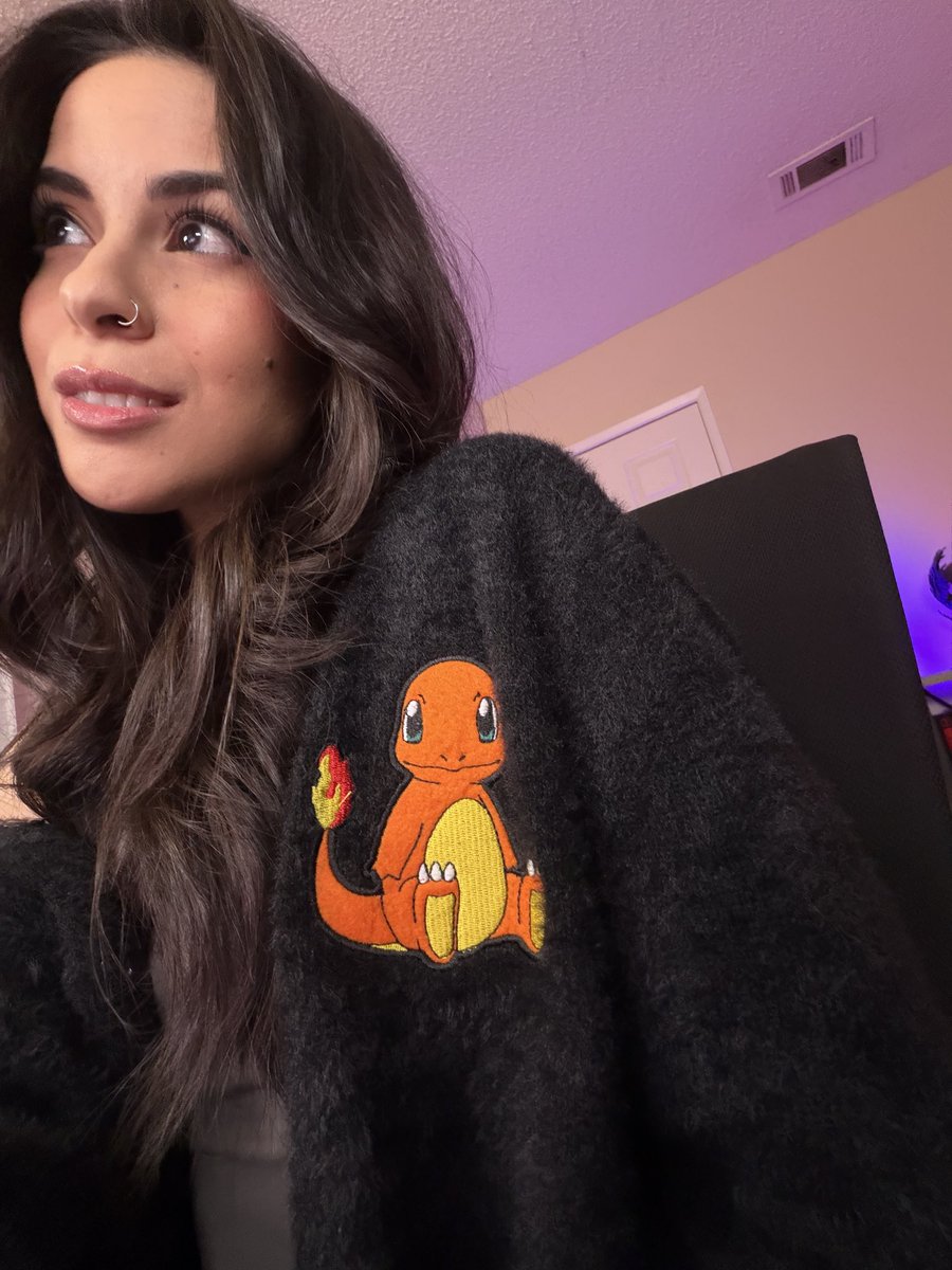 lunityy's tweet image. more Pokémon Legends zazaaa! 🔥
shiny count: 0 (freebie doesn’t count 🥲)
can we change that number today??
🌸 twitch.tv/lunity