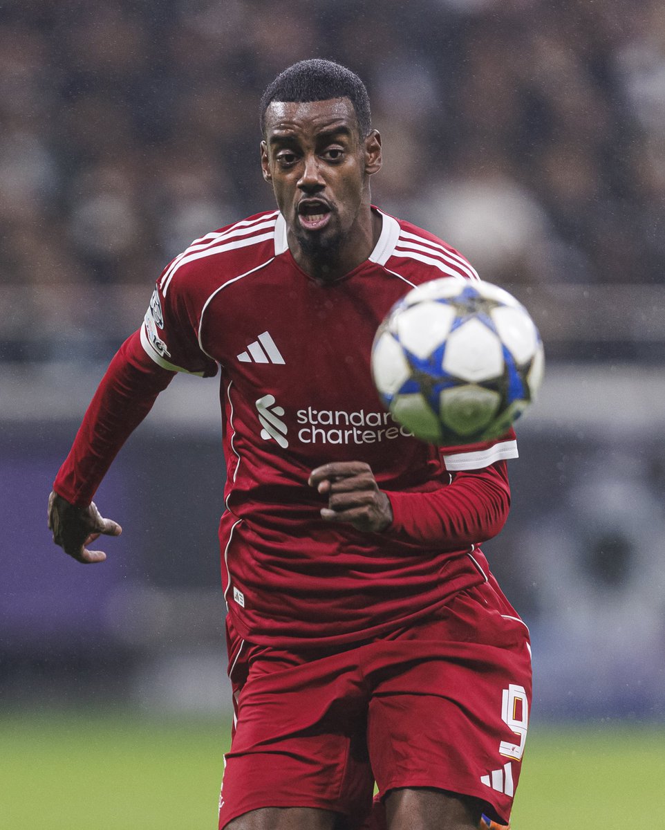 iSportsAPI's tweet image. Liverpool finally ended the winless streak, but Alexander Isak was forced to leave the pitch at halftime due to a groin injury😐
Isak's stats so far👇
Atlético Madrid ❌
Everton ❌
Crystal Palace ❌
Chelsea 🅰️
Man Utd ❌
Southampton ⚽️
Galatasaray ❌
Eintracht Frankfurt ❌
#UCL