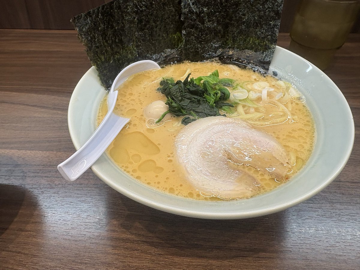 昨日は初めて魂心家の日に行ってきた✌️
めっちゃ寒い中で結構並んで食べたからより美味しかったww