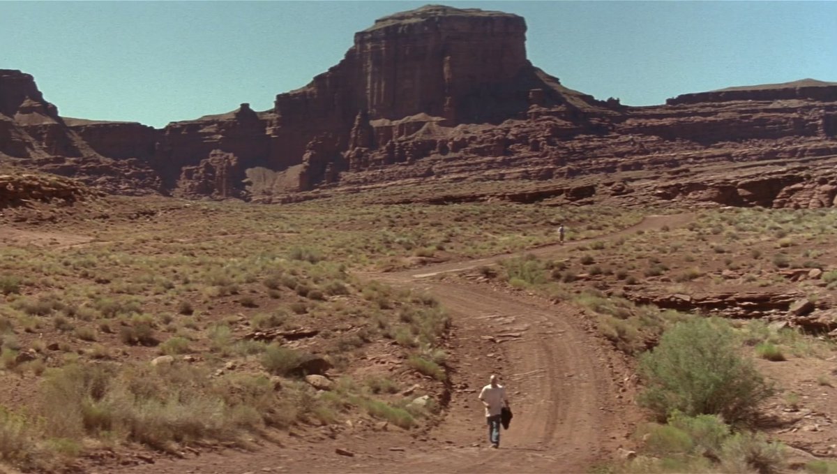 divineruptures's tweet photo. the sunchaser, 1996
dir. michael cimino https://t.co/5VScLjh05P