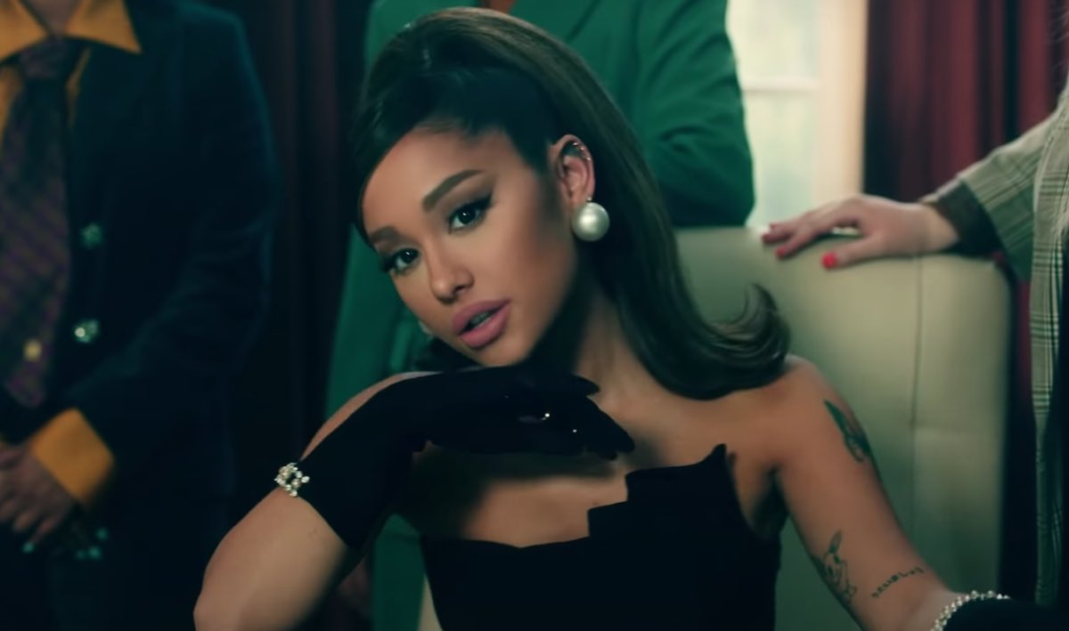 PopCrave's tweet image. 5 years ago today, Ariana Grande released “Positions.”