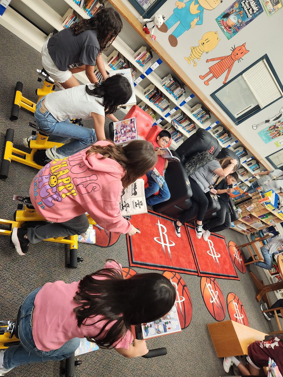 LbeLibrary's tweet image. Who said libraries are only for checking out books? In our library we learn about so many things and explore interests with STEAM stations.