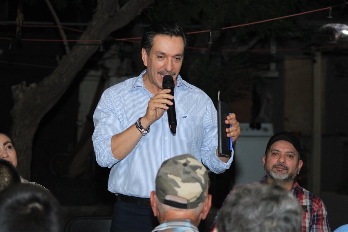 Hoy acompañamos al diputado <a href="/DavidFigueroaO/">David Figueroa O. 🇲🇽</a>  a la Jornada #32 del #DiputadoEnTuColonia en El Choyal. 
Seguimos escuchando a la ciudadanía que es lo más importante en nuestra labor. 
#MásTerritorioMenosEscritorio #verdedeverdad