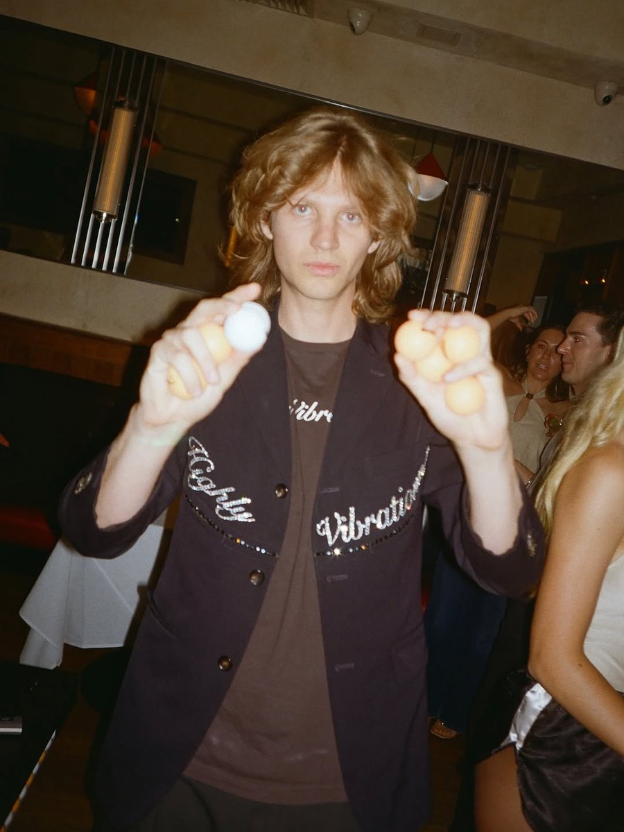 HQofqueensmusic's tweet image. 📲| @bludetiger "introducing BOUNCE. The ping pong tournament / dance party of your dreamsss created by me @RexDetiger @giulliang 🏓  stay up to date a lot more to come…

@bounce.nyc @bounce.nyc @bounce.nyc"

(5/5)