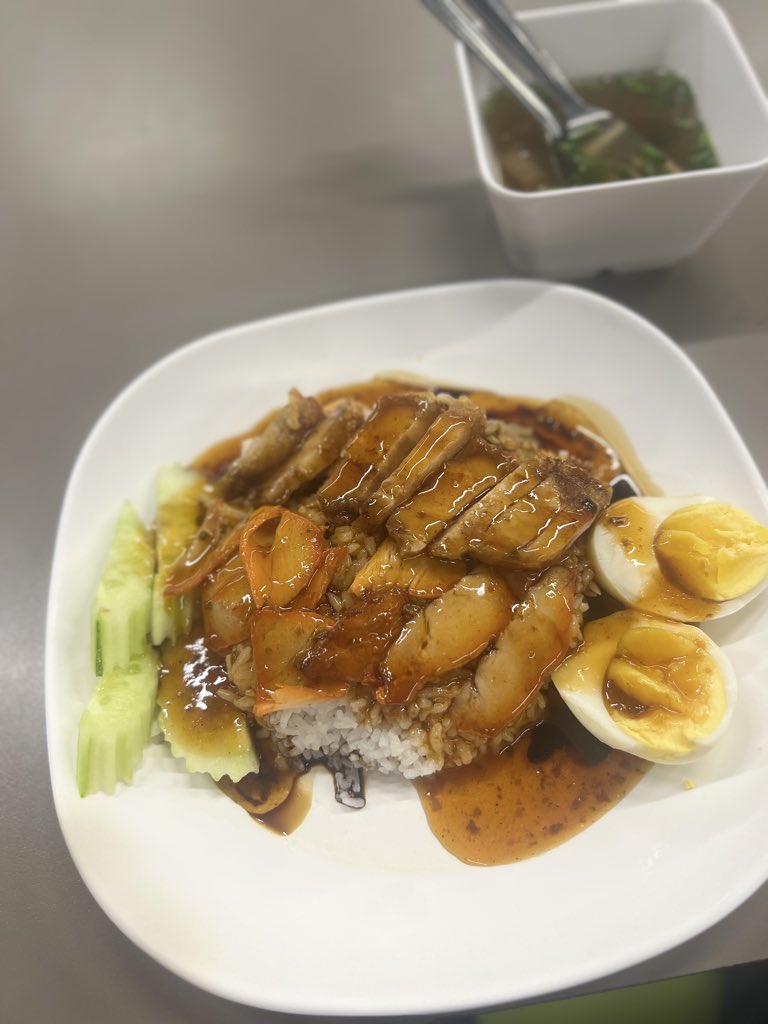Ceous55's tweet photo. ของอร่อยวันนี้ #เชียงใหม่ #ผู้ชายอ้วนเชียงใหม่ https://t.co/kds1T0QsVC