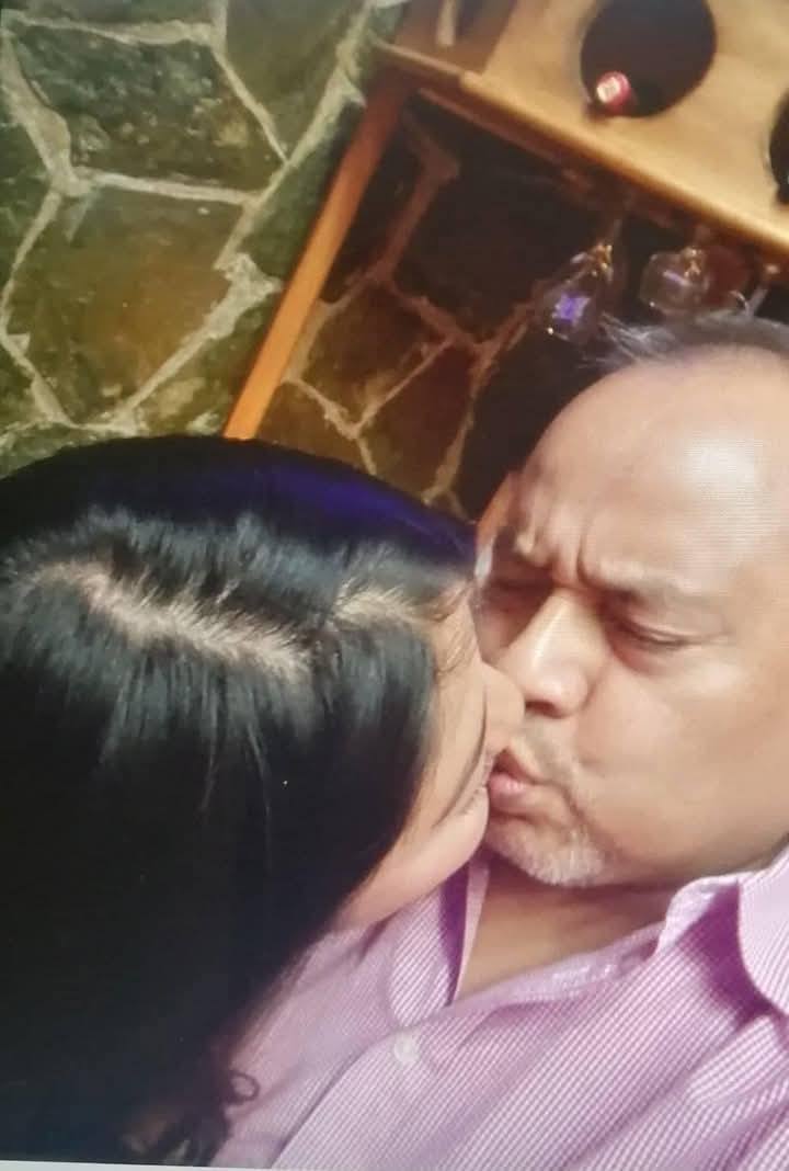 #Nacional
Sacerdote apodado el “Mil amores” es acusado por ocupar fondos destinados a la iglesia para su beneficio y de ser mujeriego. La comunidad de Jicolapa, perteneciente al municipio de Zacatlán, se encuentra en medio de la polémica tras denuncias contra el sacerdote