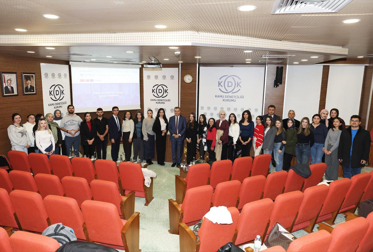 odtumebiva's tweet image. ODTÜ MEBİVA&apos;nın yürüttüğü Erasmus+ Sosyal Arabuluculuk Projesi&apos;nin son toplantısını @TRombudsman&apos;nda gerçekleştirdik.

Kamu Denetçisi ve
@odtumebiva Başkanı @acmakas uyuşmazlıklarda arabuluculuk ve #Ombudsman&apos;ın fonksiyonu üzerine gençlerle sohbet etti. @sosarabuluculuk