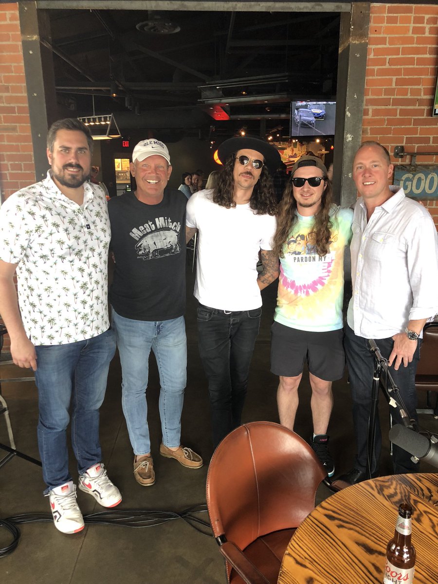 Come back to your barbecue home <a href="/PFTCommenter/">PFT Commenter</a> I got you Podsy <a href="/GeorgeHBrett/">George Brett</a> <a href="/BarstoolBigCat/">Big Cat</a>