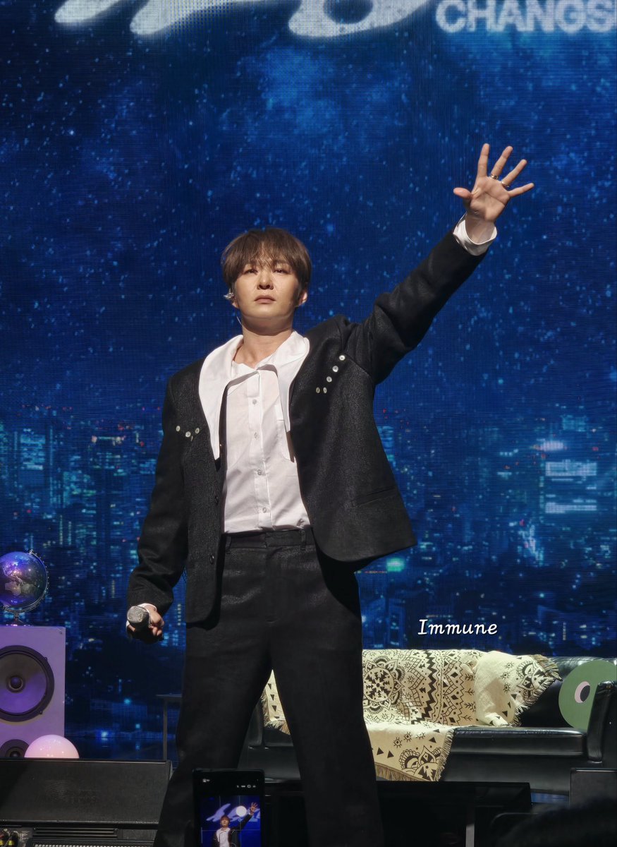 winter_love486's tweet photo. 20251022 The Moment : Live on #Melon #์ด์ฐฝ์ญ COMEBACK LIVEโจ
์์ฐจ๊ฒ ๋์ ๋ด๊ณ
๋ง์ง๋ง ํฌํ ํ์์ ๊ธฐ๋
์ฌ์ง๋ง ์ฐ์์ง๋ง,
์ ๋ง ํ๋ณตํ์ด๐ซ
#LEECHANGSUB
#์ด๋ณ_์ด_๋ณ #ENDAND #์ฃผ๋ฅด๋ฅด
#๋ฉ๋ก #TMLM https://t.co/WE7b7dSSsp
