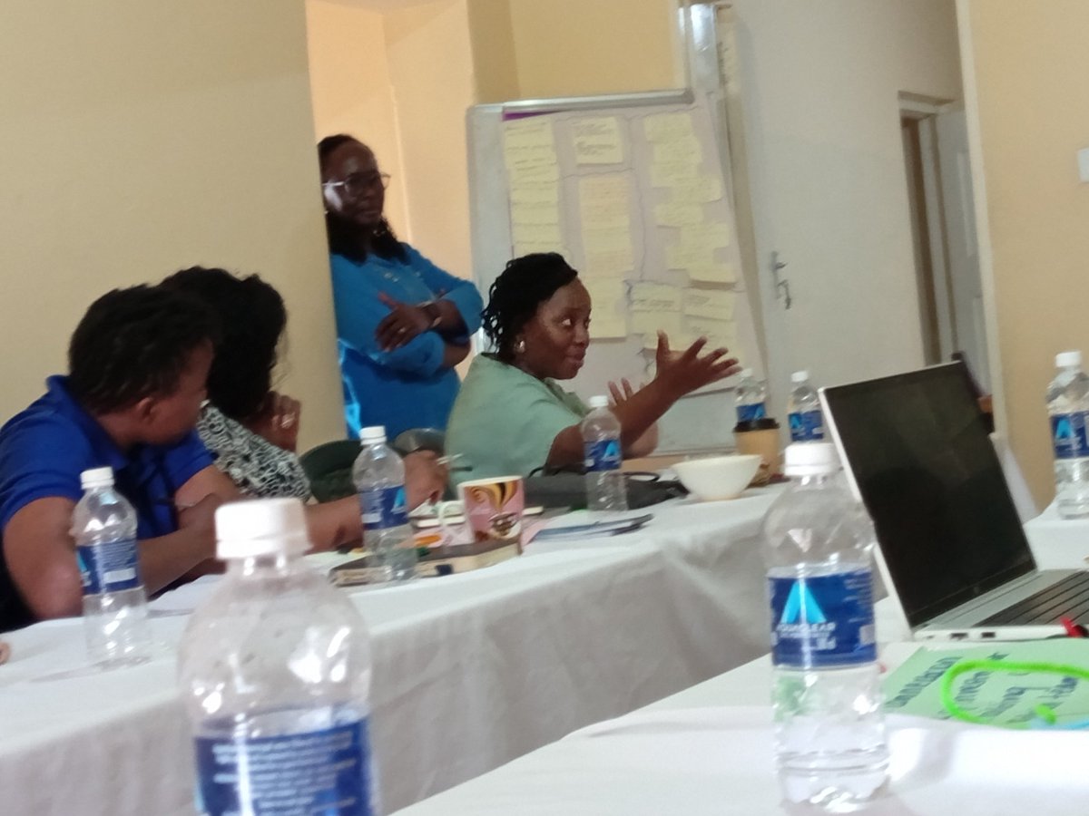 peterja05361741's tweet image. We had a great start to the workshop  where @TeachForAll   officials Amanda Nthati Chembezi  and Irene Oggawa  are Supporting Teach For Zimbabwe internal team to establish effective ways of working, build trust, and strengthen communication channels.
