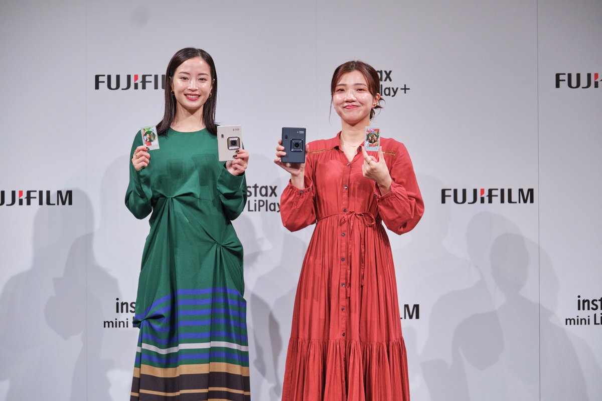 10月21日（火）、ハイブリッドインスタントカメラ「instax mini LiPlay