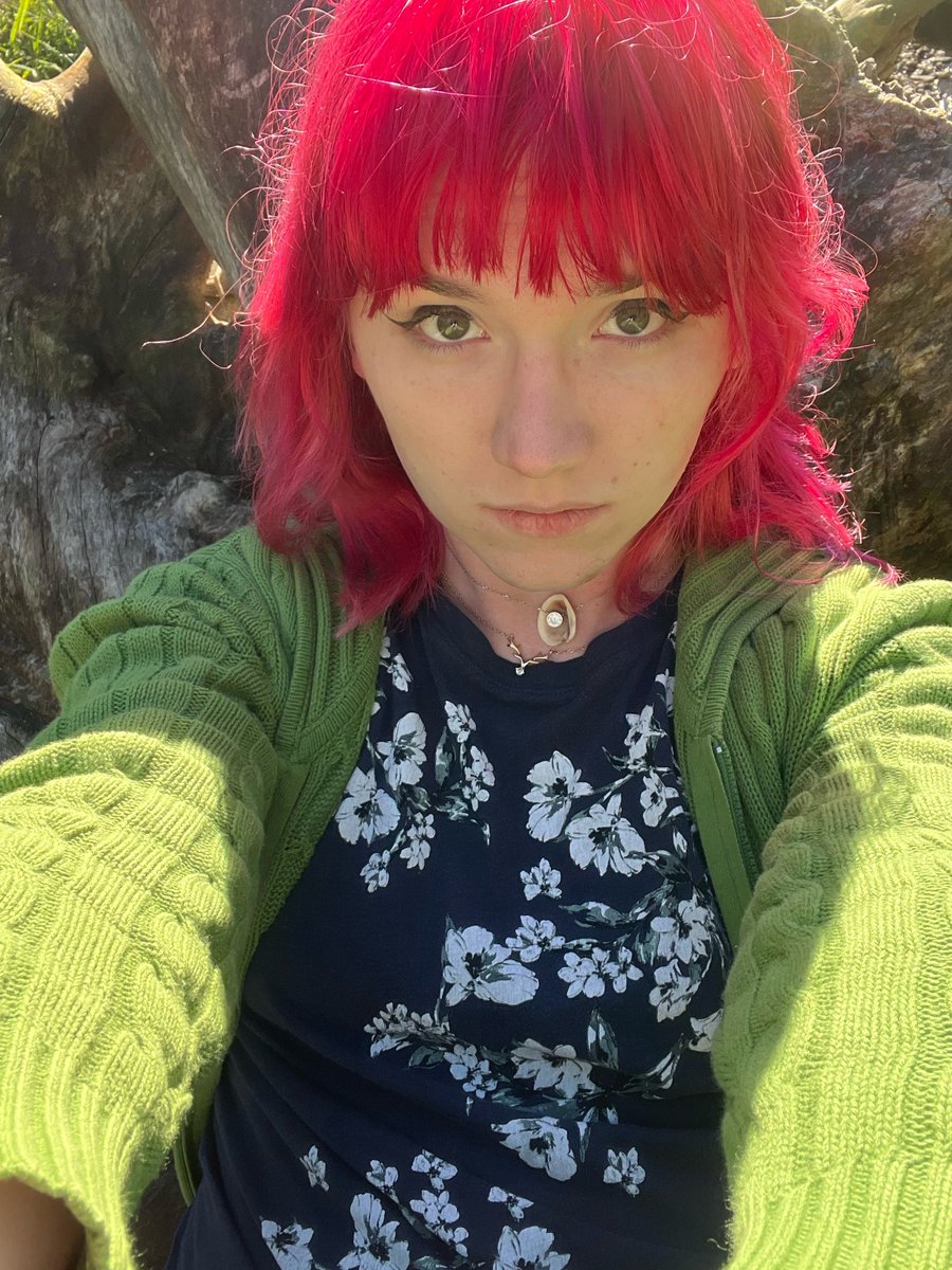 mae .｡.:* 𐂂 tweet media