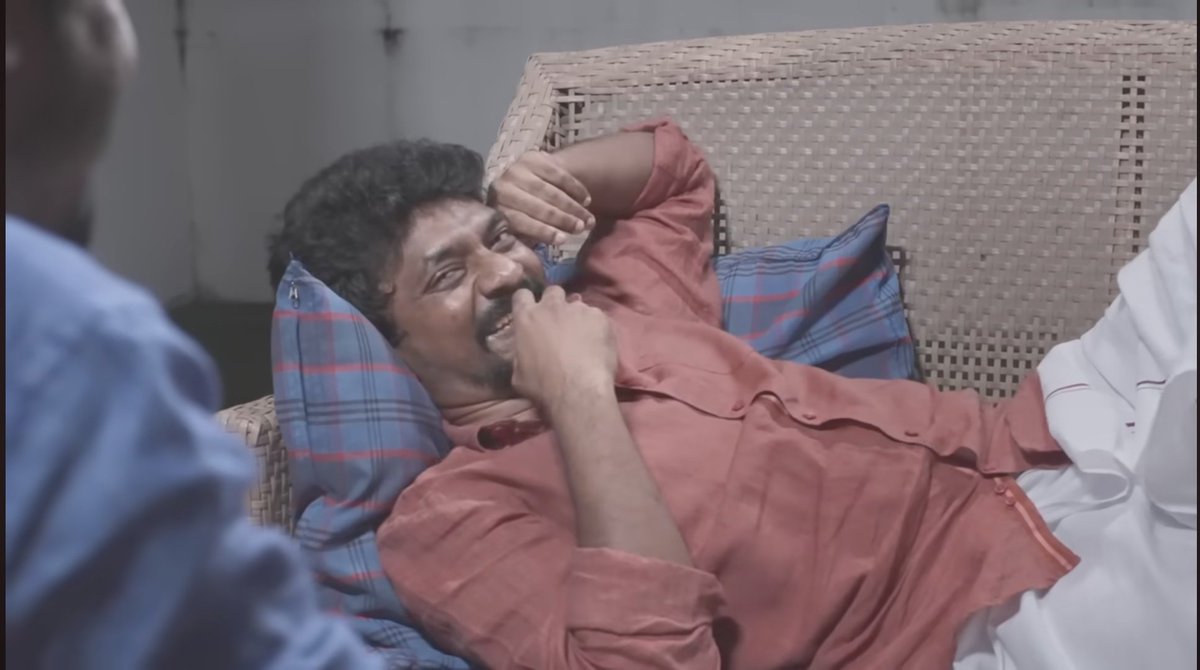 javaaaa_dev's tweet image. கட்சிலயே தனி ஆள போராடுரான்.. மணி