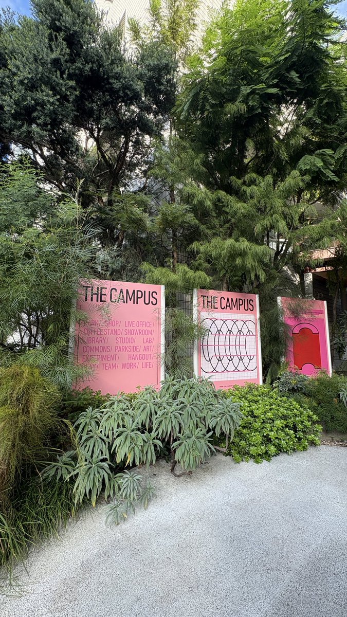 sum7hope's tweet image. コクヨ THE CAMPUS
一日の中でも一人で集中したい仕事の時はここ、二人で話しながらやりたいからここ、とか場所を変えて仕事できるのいいなー、気分転換もできるし
やっぱり最初に自分がやりやすいように場を整えることは大事
 #melc2025