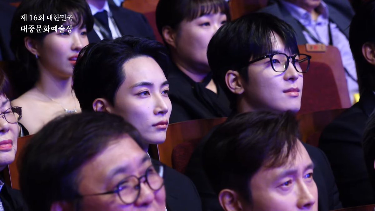 jeonghan and wonwoo 🖤🖤🖤