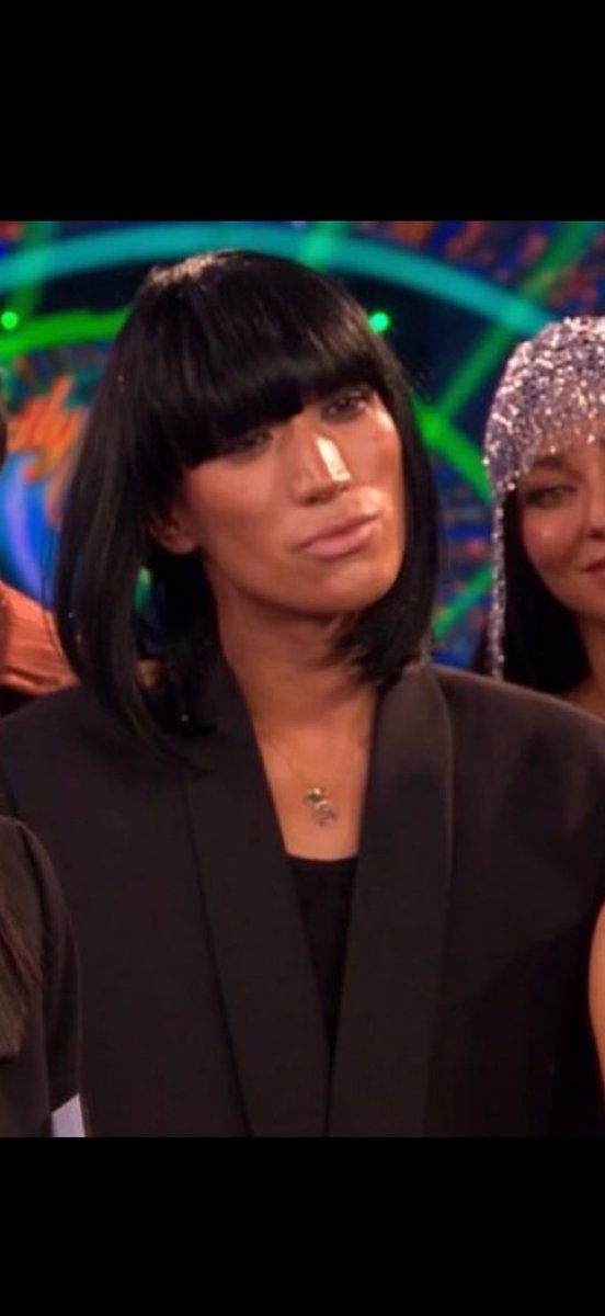aoifedevirgo's tweet image. Not our Claudia!!! 😭😭😭 #strictly