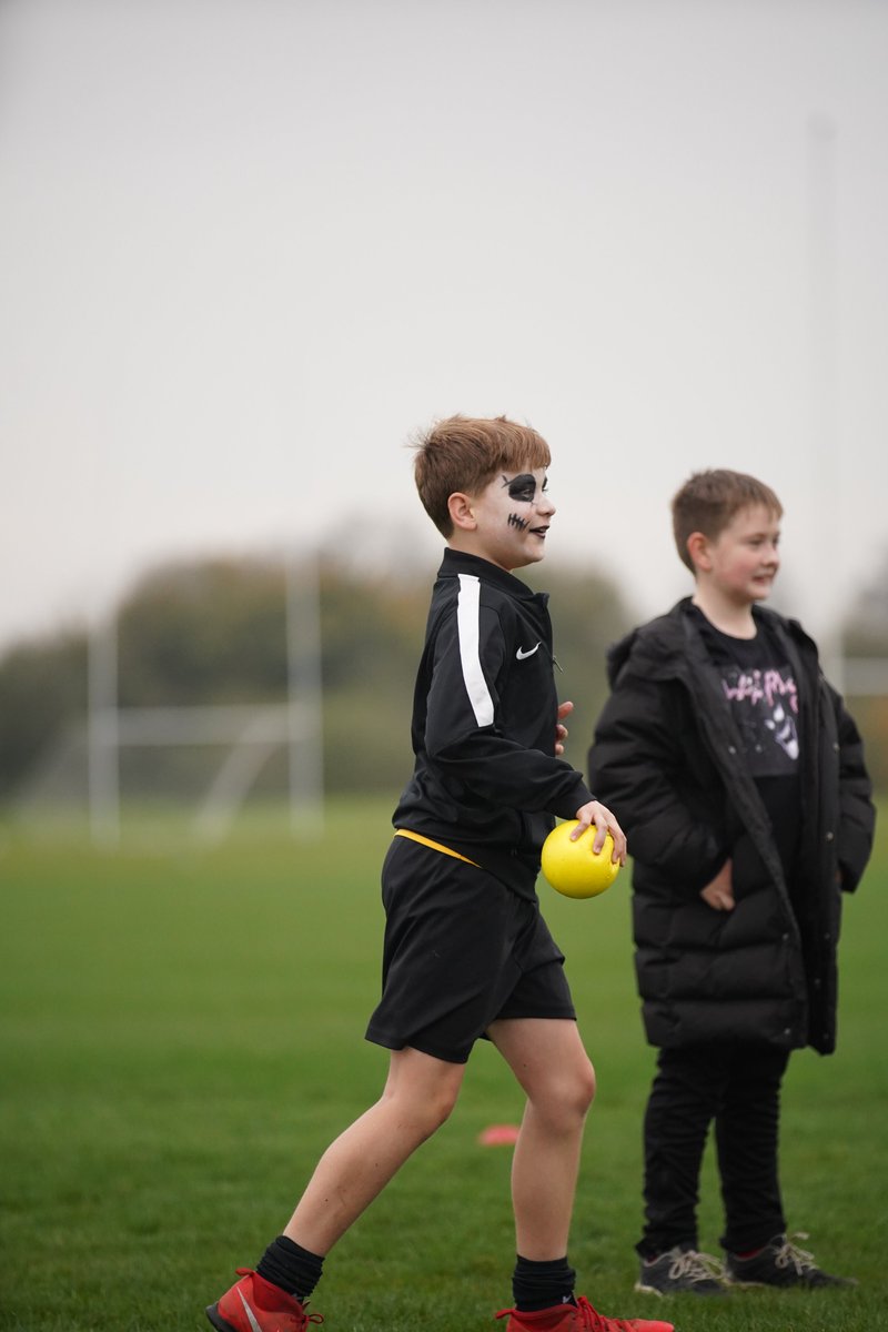 BrentfordFCCST's tweet photo. We have various camps and half-term activities taking place every day next week ๐
For more info and to book your child onto any of our camps, click here โก๏ธ https://t.co/a9MaVjsRk1
#RealisingPotential #HalfTerm #Camps #Halloween https://t.co/lt4uNTUGl6