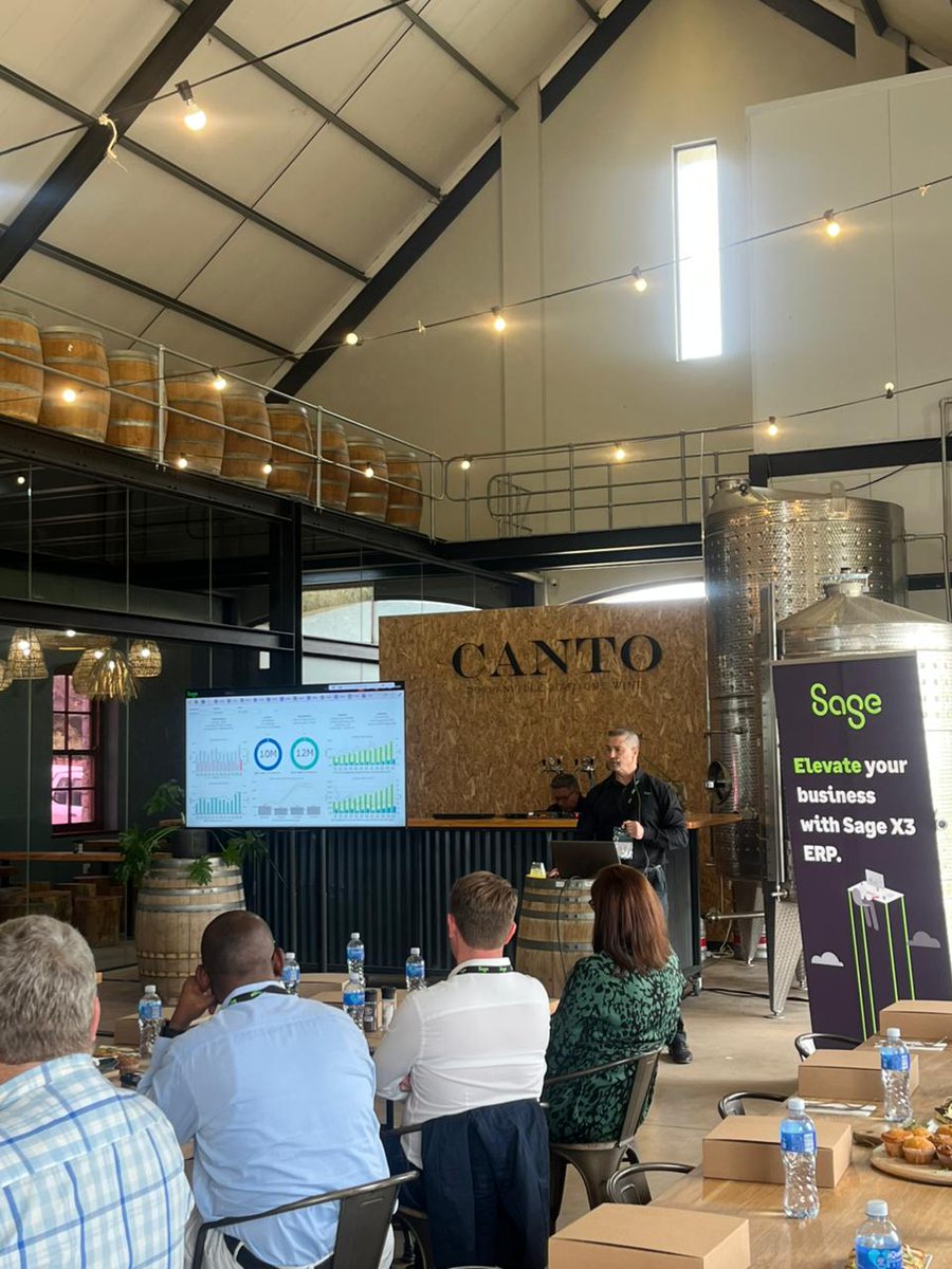 WaldeckCAnn's tweet image. The energy is high! 
Experts are sharing insights & the live @SageGroupZA X3 demo is showing how smarter systems drive stronger success.
#SageX3  #Innovation #WorkflowOptimization #FinanceTech #DigitalTransformation #Sage #Chiief #ChiiefEvents