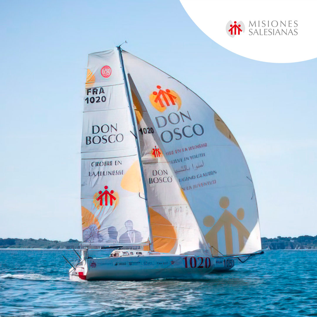 MSalesianas's tweet image. #NoticiaMS | El velero #DonBosco cruza el Atlántico en la #MiniTransat para unir orillas y abrir oportunidades a la juventud. ⛵️🌍
Proyecto salesiano ligado al #150Años de la primera expedición misionera. Escala actual en Canarias.
Toda la info: [f.mtr.cool/cwgajwyhxw
