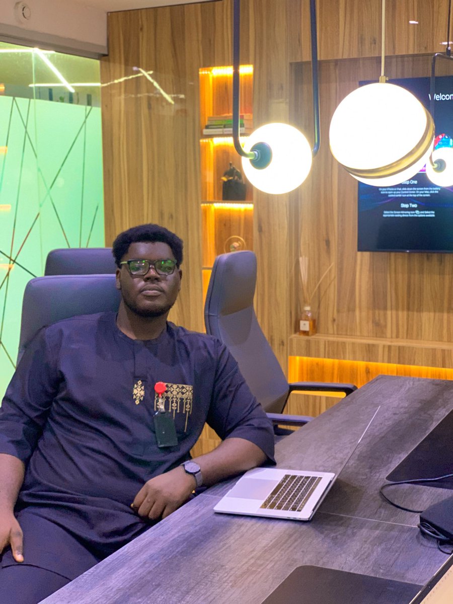 Ufuoma (James) Oboraruvwe👨💻 tweet media