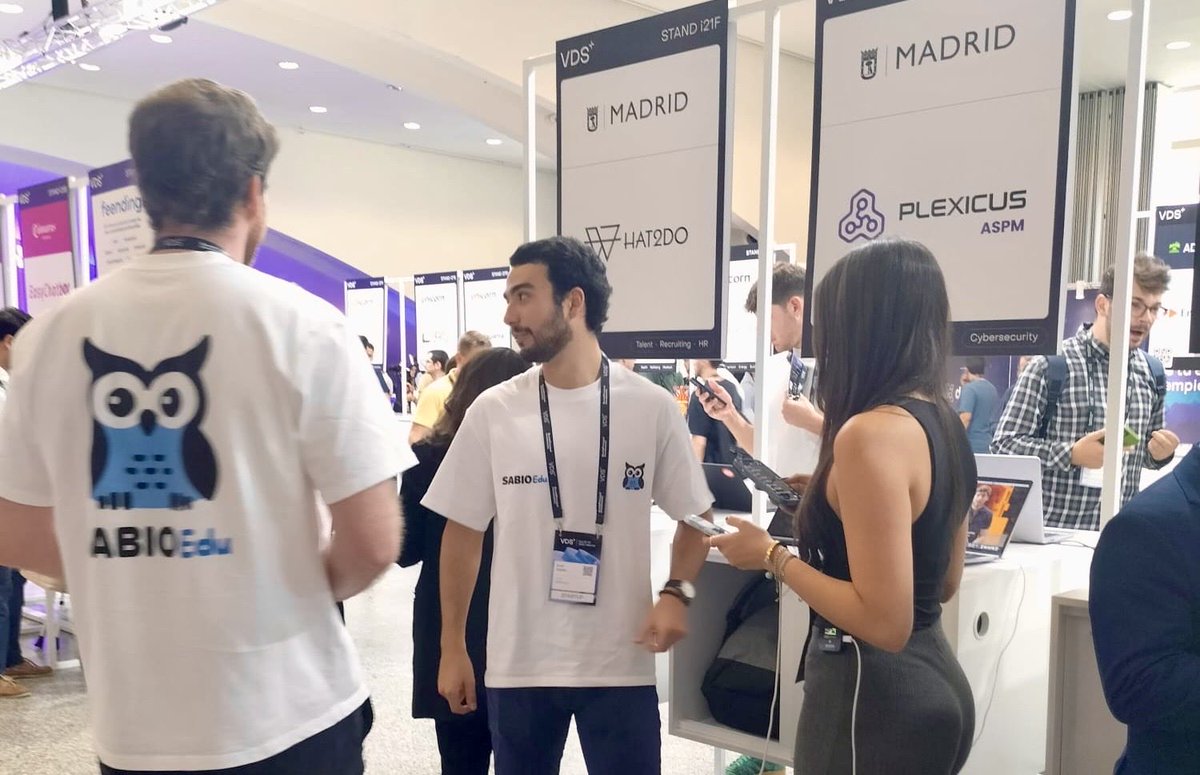 madridinnova's tweet image. El futuro se construye hoy: startups del #EcosistemaMI muestran su potencial en #VDS2025💡🌎

✨ Impulsamos talento, fortalecemos el ecosistema.