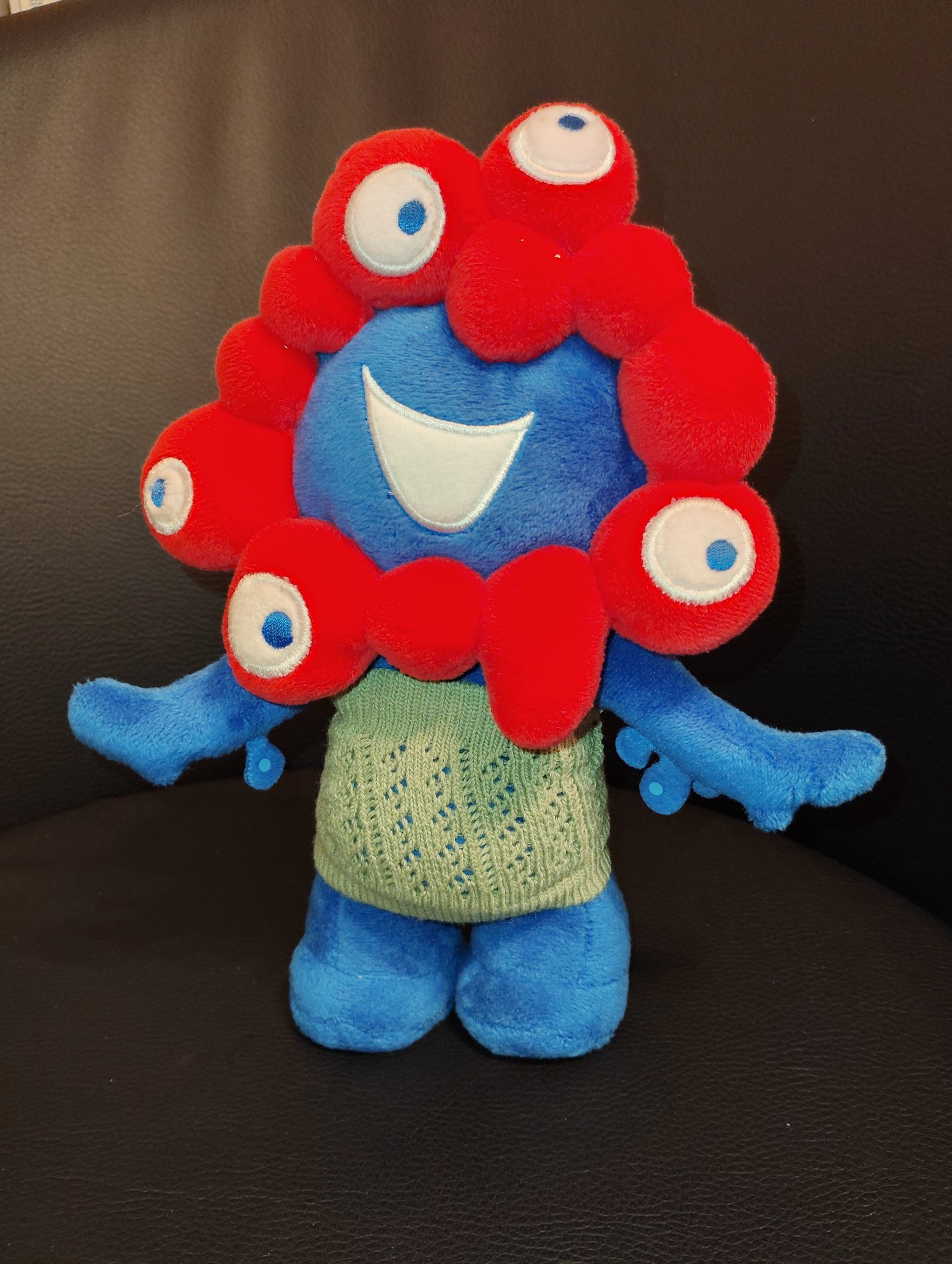 ミャクミャクポキポキぬいぐるみ⭐︎阪神タイガースバージョン ミャクミャクポキポキぬいぐるみ⭐︎阪神タイガースバージョン