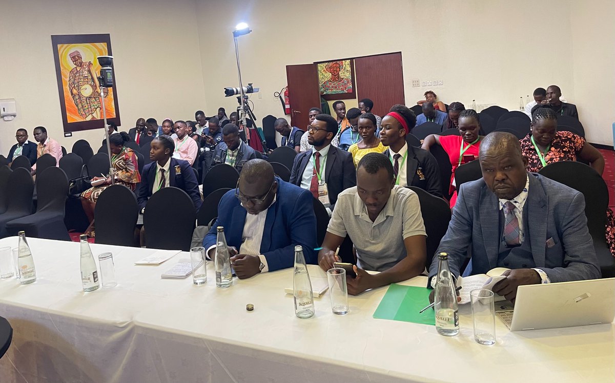 EACREEE Side Event at #REC spotlighted prospects for GH2 economy in EAC

Key Takeaway
Harmonise GH2 policies &amp; standards across EAC
Strengthen regional &amp; partner collaboration
Upskill technical capacity for youth &amp; women
Mainstream gender &amp; inclusion
Foster R&amp;D &amp; tech transfer