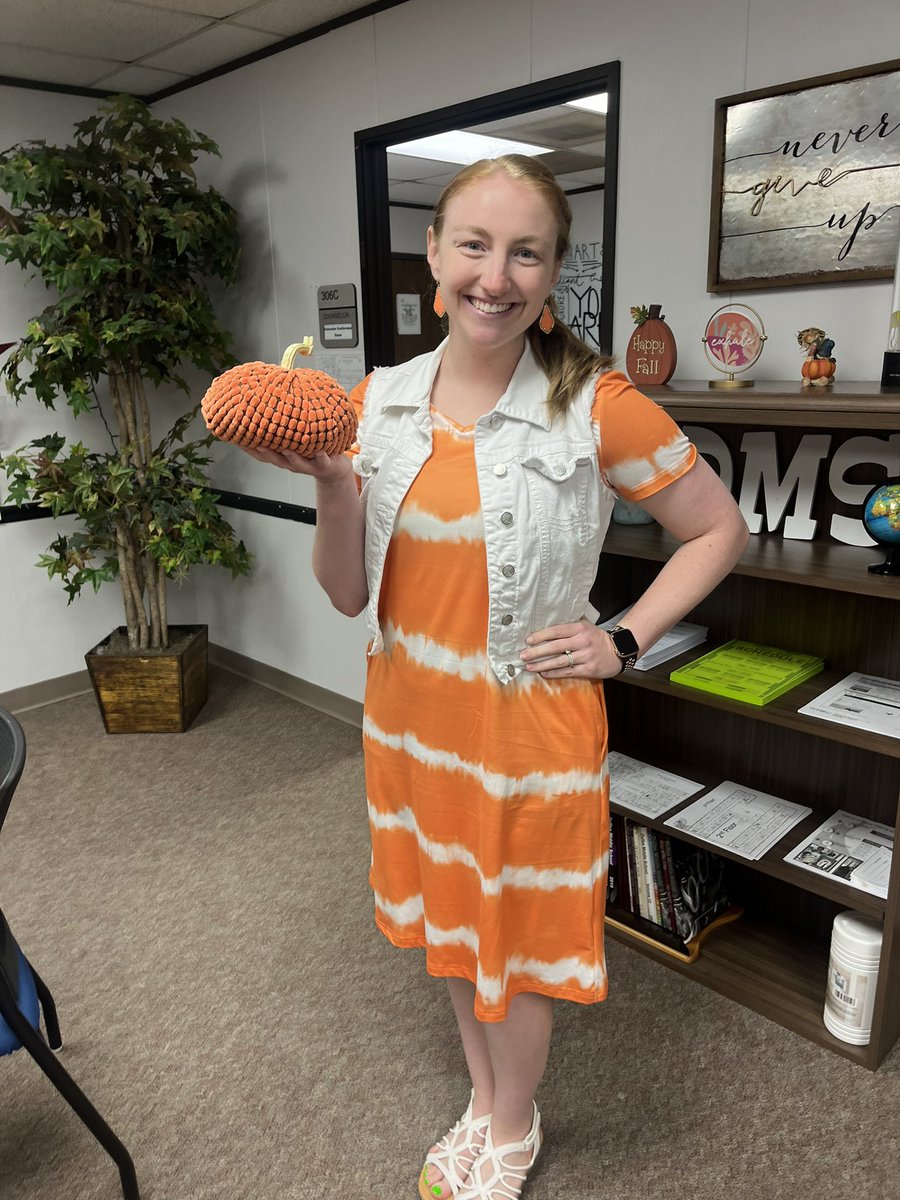 DonnaBolden10's tweet image. 🧡 We wore ORANGE for #UnityDay! Standing together for kindness, acceptance, and inclusion. #UnityDay2025 #WearOrange
@DMS_Vikings @FBISDCounselors