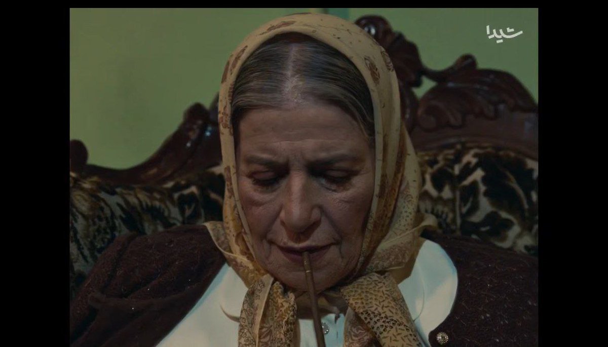 Sepigrangeer's tweet photo. چه زیاد محبوبه ها و سودابه هایی که پای انتخابشون وایستادن و نذاشتن برای زندگیشون کسی تصمیم بگیره ،بامداد خمار روایت زنانیه که با سختی انتخابشون کنار اومدن اما زیر بار زور و تحمیل زندگی نکردن  . https://t.co/reJhYlpGeU
