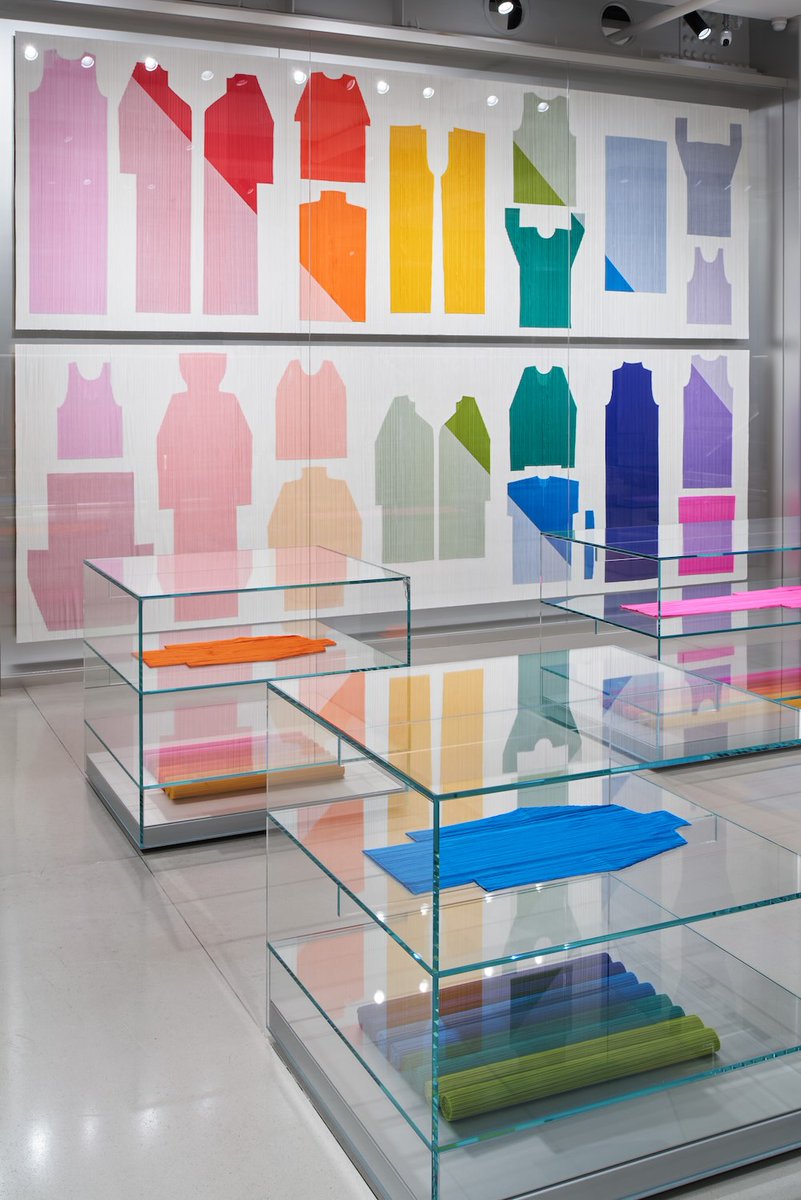 TOKUJIN YOSHIOKA 吉岡徳仁 (@TokujinYoshioka) / Posts / X