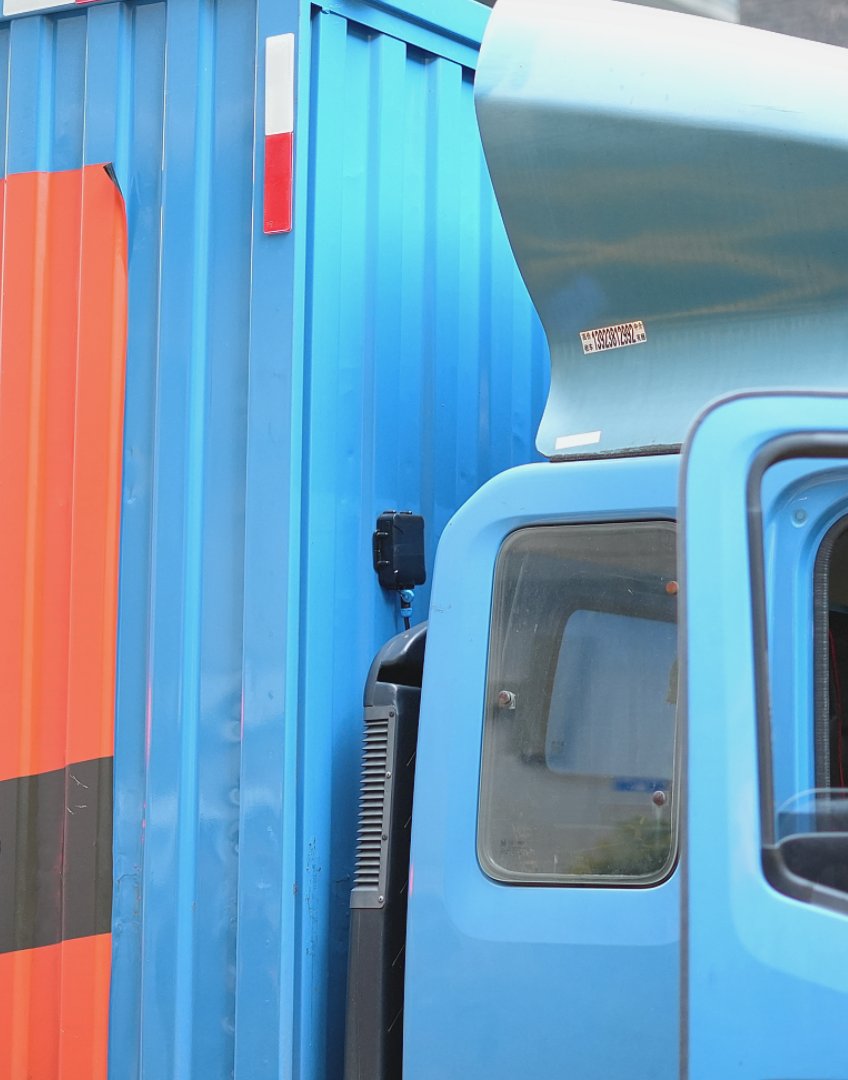 Minew_Tech's tweet image. From cabin dashboards to cargo containers, we tested our MG5 Mobile LTE Gateway across real truck environments. Each location came with its own challenge, such as signal interference, rugged vibrations, or extreme temperature shifts, but MG5 kept delivering data in real time.