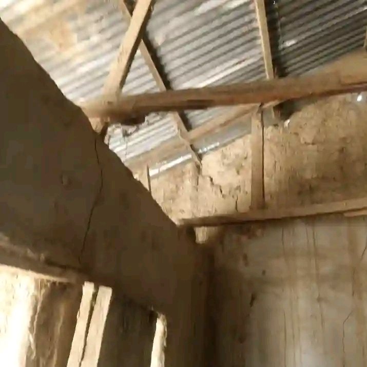 Munirassalafiy's tweet photo. We appeal to Hon. Sir. @CaptJamyl to kindly remember his promise regarding the mosque project. We understand he may have been busy and might have forgotten Work is ongoing, blocks are ready, but funds have run out. Please, sir, we need your support to continue. https://t.co/X9f8q1dMXp