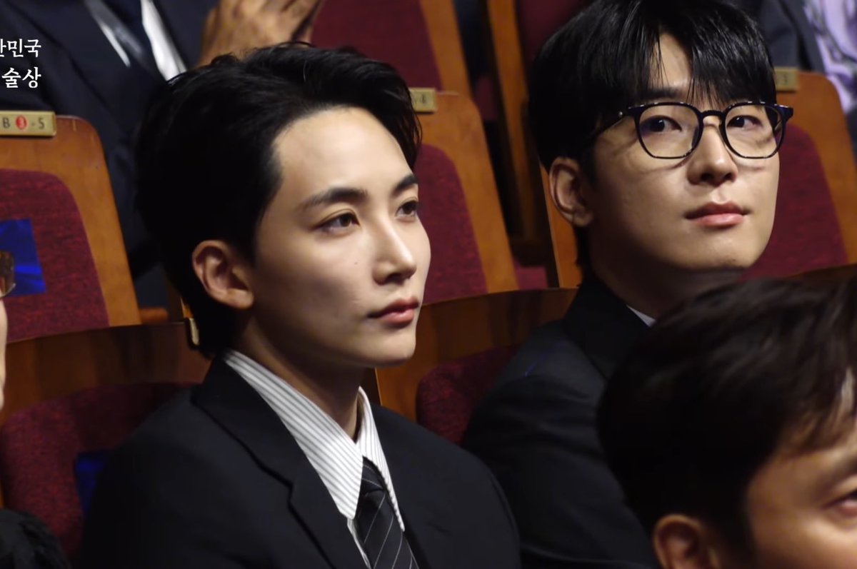 wonucloudz_'s tweet image. wonhan todayy!! 🥹🤍
SVT PRESIDENTIAL CITATION AWARDEE
#대중문화예술상_세븐틴_대통령표창
#SEVENTEEN_PresidentialHonorAwardee @pledis_17
