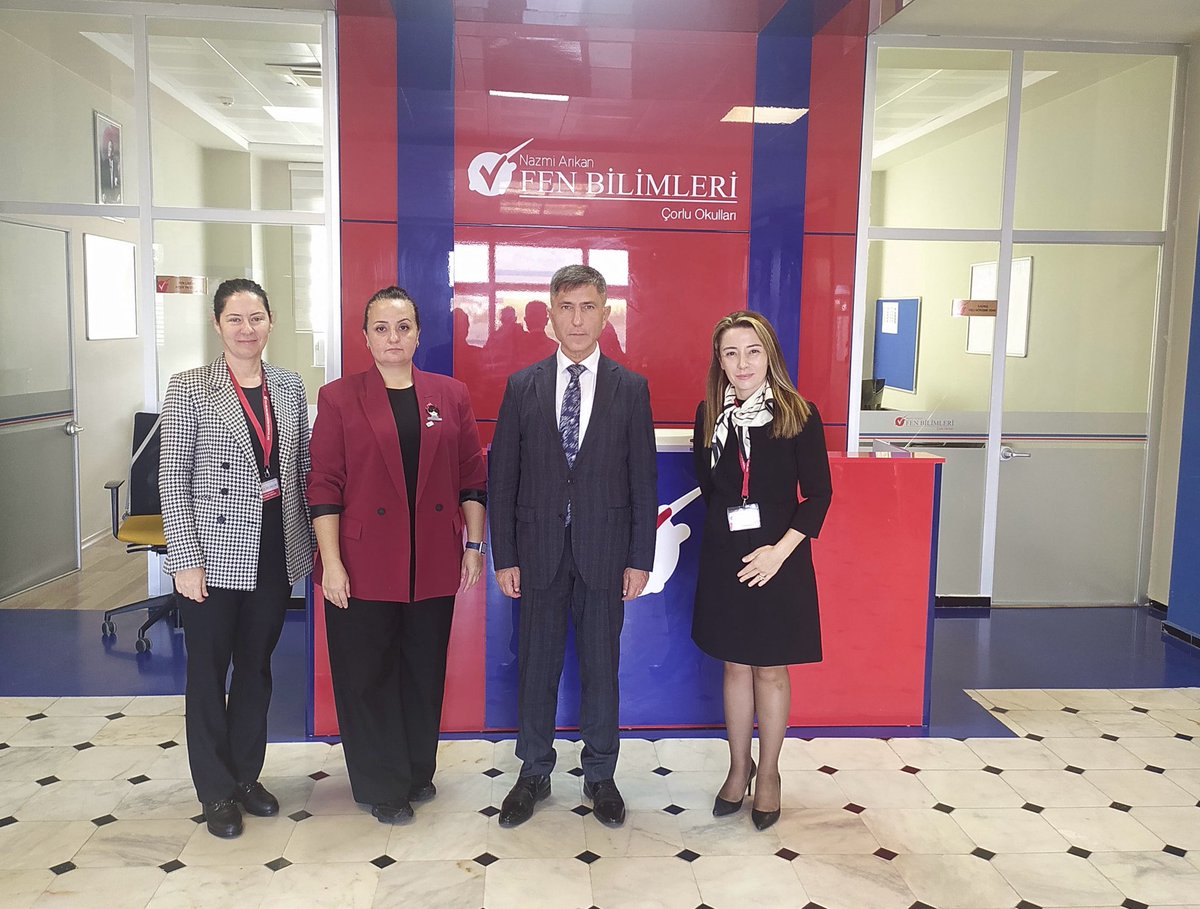 Kaymakamımız Niyazi ERTEN, Nazmi Arıkan Fen Bilimleri Okulu’nu ziyarette bulundu.