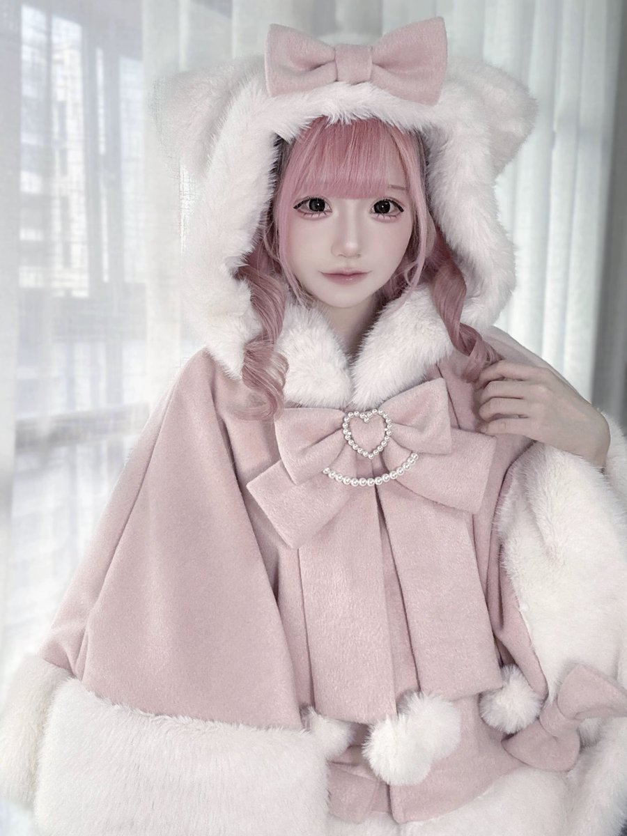 今年の冬はこれで決まりٛ ⁔. ̫ .⁔ٛ ٍ💕 かわいい猫耳ケープ お取り寄せ