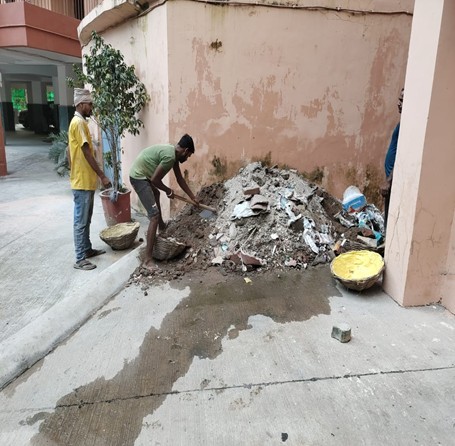 IndiaDST's tweet photo. As part of #SpecialCampaign5_0, outdoor cleaning efforts were carried out at Vigyan Sadan premises, focusing on pathways, green zones & common utility areas to ensure a neat & welcoming environment for staff & visitors. #SwachhBharatMission #GovtEfficiency https://t.co/G9oELYDlEq