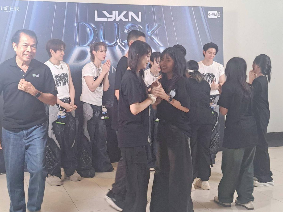INAVISSUTA's tweet image. วันนั้นบอกกับพี่ๆ LYKN ว่าพวกเราจะทำเพลงชอบก็บอก (Feel Like Me) ของพี่ๆ LYKN กับดนตรีไทยอีก
ดีใจที่พี่ๆ LYKN รอชมน้าค้า 🤗🤗
ขอบคุณพี่ๆ LYKN ที่มองเห็นถึงพวกเรามาโดยตลอดตั้งแต่วันแรกเลยน้าค้า 🥹🙏🙇♀️
#LYKN #williamjkp #nnutdan #hongshihoshi
#TuiChayatorn #Lego_Rapeepong