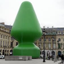 L'un dans l'autre, je pense connaître la prochaine "œuvre d'art" !😂