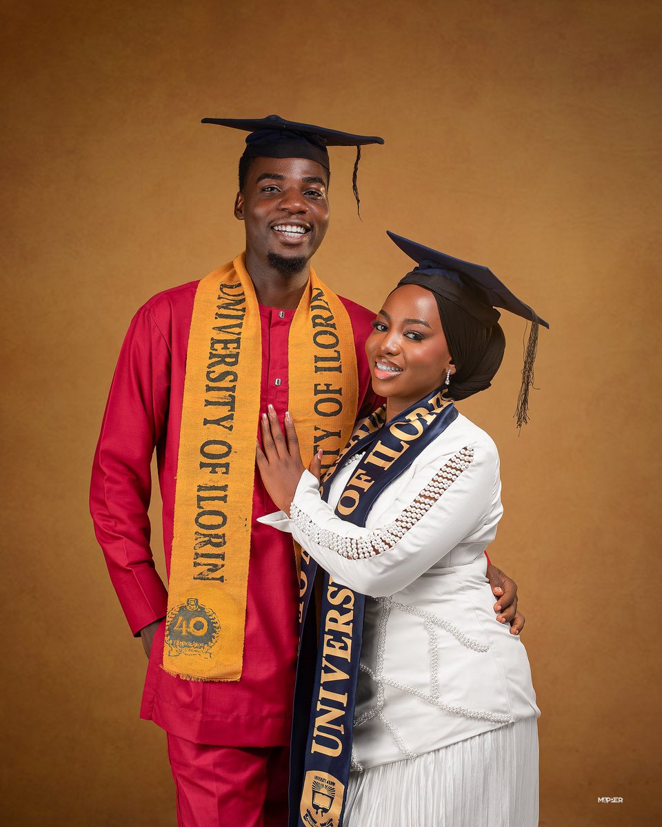 My soulmate bagged a masters degree from the university of ilorin today.
Congratulations my man 🤭

M.Ed (science education)