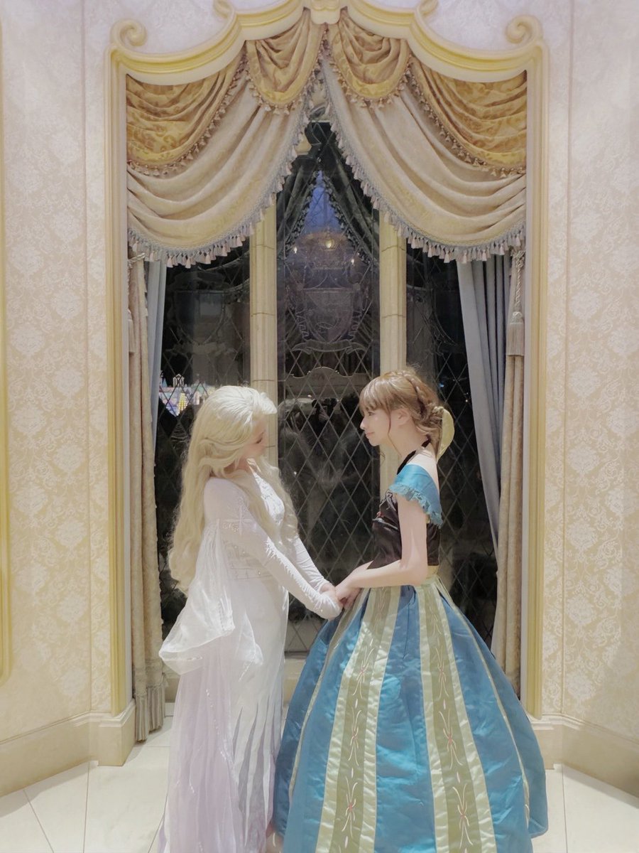 **********

『ねえ、エルサ』
『なあに、アナ』

#Dハロ仮装2025