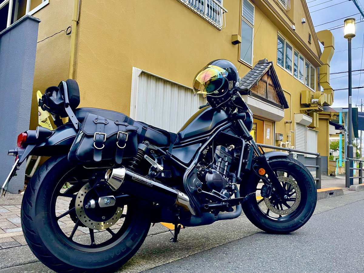 syo_chan_ya's tweet photo. @every39dct 一日お疲れ様でした〜
明日もやらまいか〜✊
#歌うバイク女子かのチャンネル
#旅するかのちゃんフラッグ
#APOLLOBASE
#syoちゃん屋 https://t.co/IPYGfEeJAk