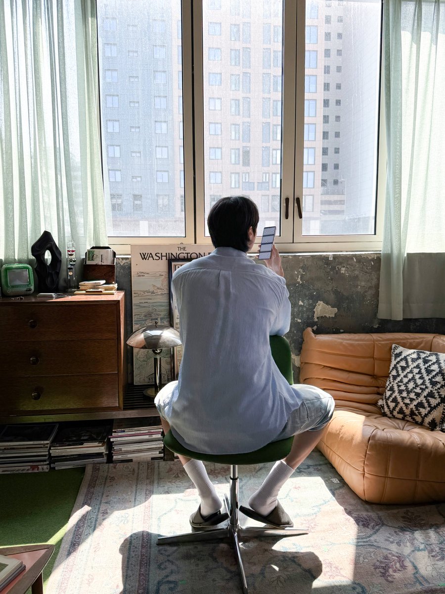 My fav back view 🫶🏻

#ByeonWooSeok #변우석