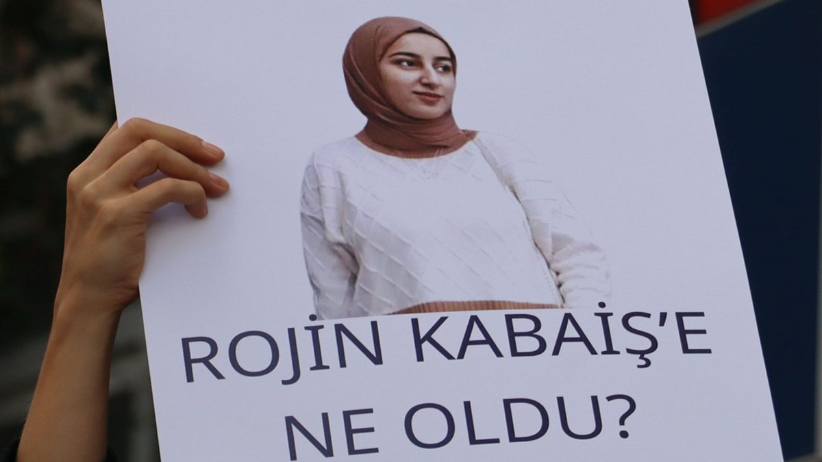 Diyarbakır Barosu: Rojin Kabaiş’in otopsi görüntüleri kayıp

🔗 amedtv.com/diyarbakir-bar…